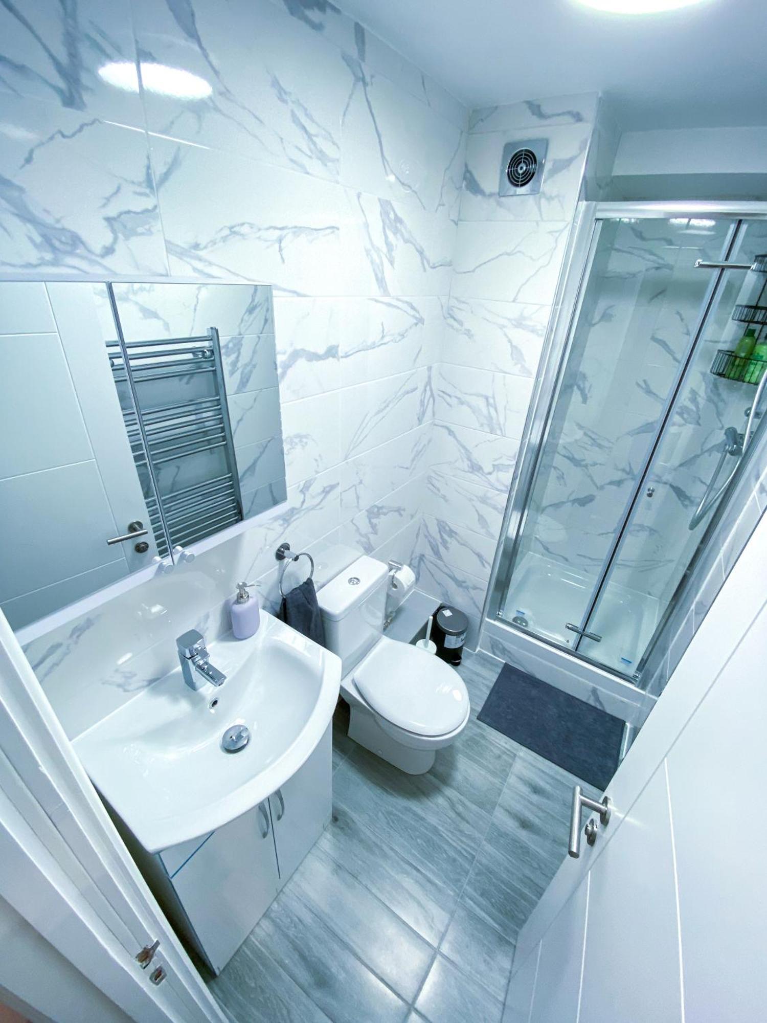 Spacious 2-Bedroom Flat In London - F3 Exterior foto